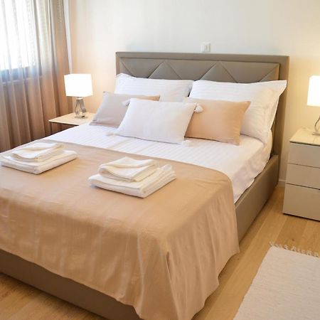 Rova Apartment Malinska Esterno foto