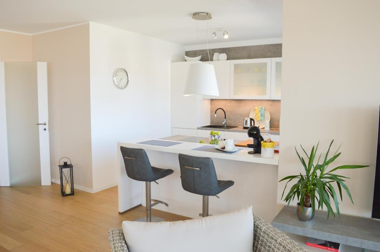 Rova Apartment Malinska Esterno foto